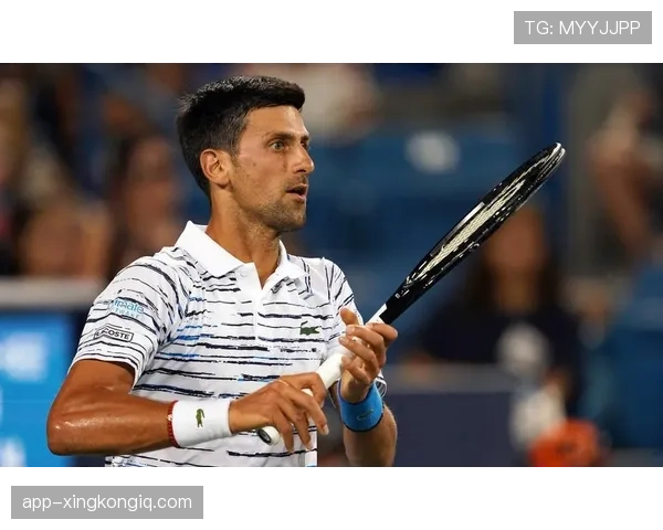 德约出去度假一周，带的行李比我家半年还多？！