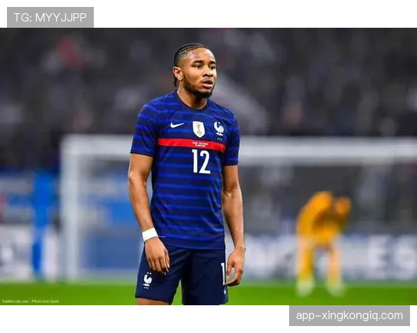 恩昆库在莱比锡的团队价值与冠军拼图解析