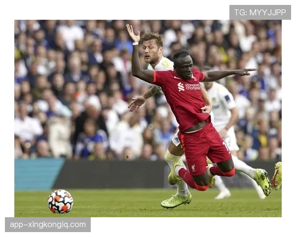 拉菲尼亚与马赫雷斯的技术流边锋之争：进攻效率与创造方式的差异何在？