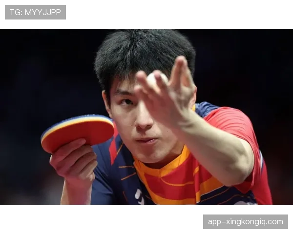 菲利克斯赛场上卖命，场下钱包瘪得跟谁借钱似的？