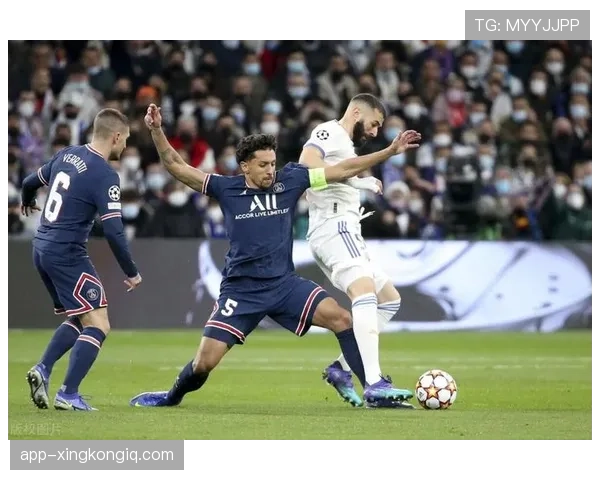 本泽马与莱万终结模式分化：单点爆破转向体系协同